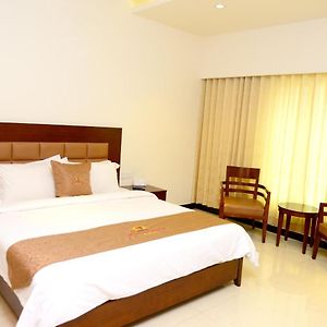 Hotel Masineni Grand